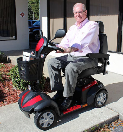 Drive® Ventura DLX-420CS- 4-Wheel Power Mid-Size Mobility Scooter